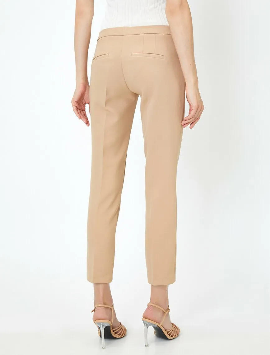 16353 Beige Pocket Detail Trousers