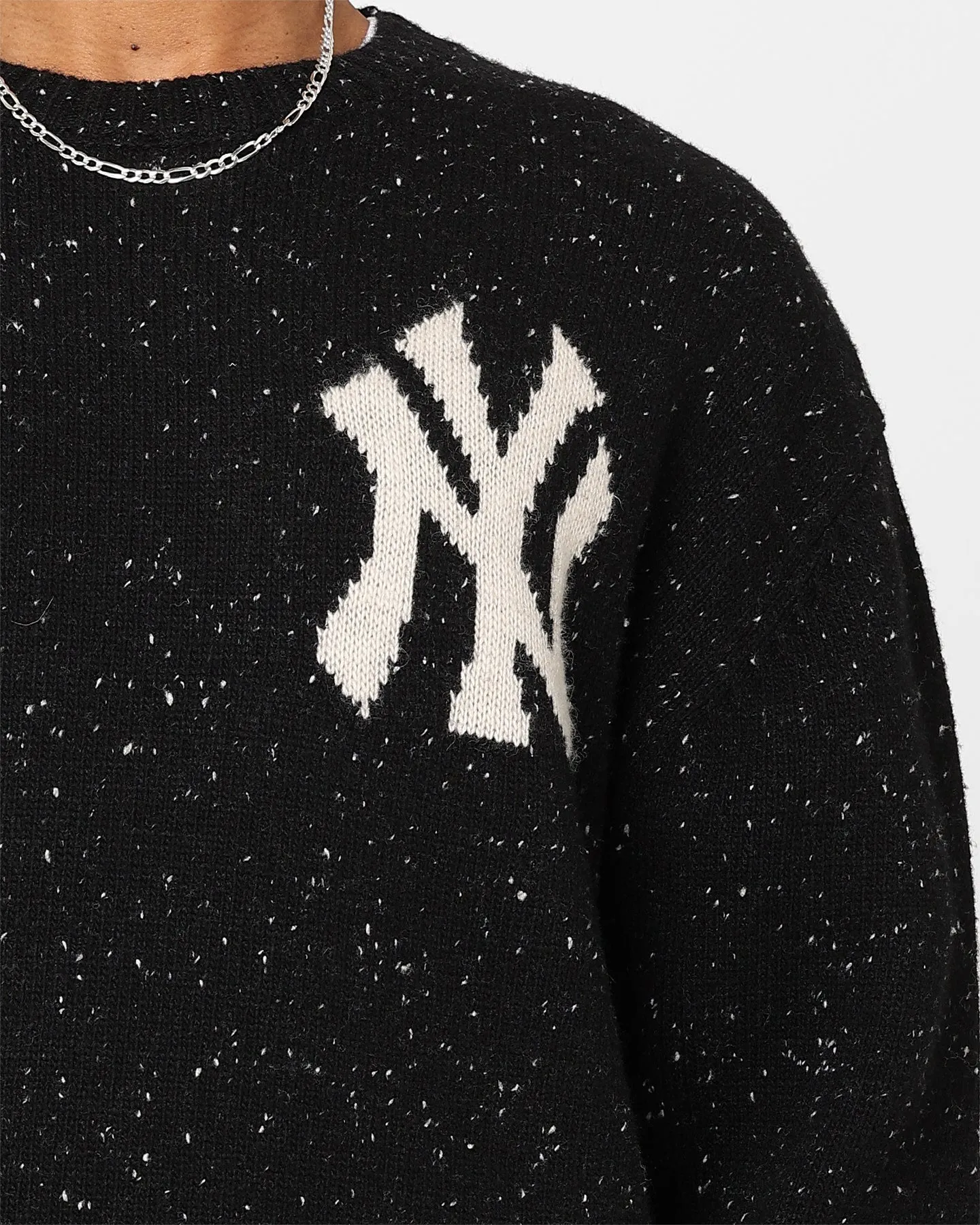 New Era New York Yankees Oversized Knit Sweater Black